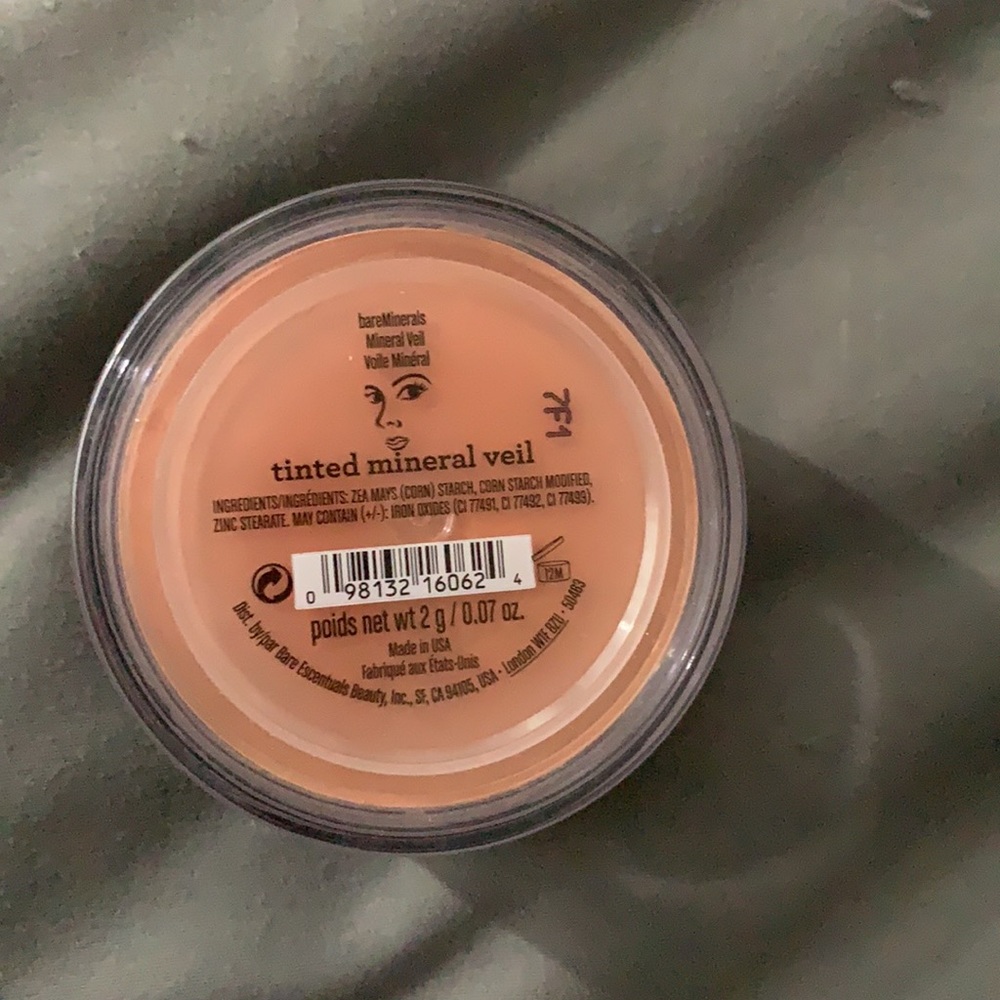BareMinerals - Picture 2 of 4